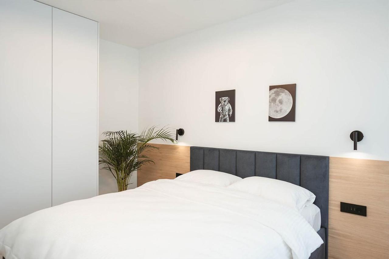 26Bricks Luxury Suites Oradea Exteriör bild
