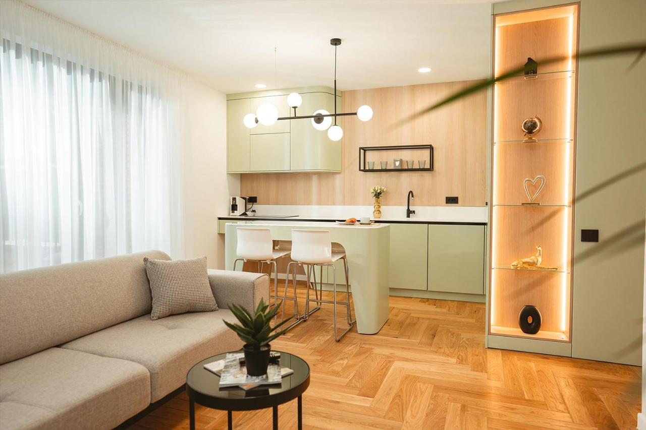 26Bricks Luxury Suites Oradea Exteriör bild