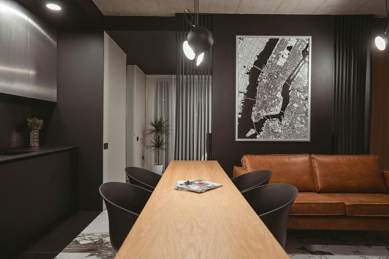 26Bricks Luxury Suites Oradea Exteriör bild