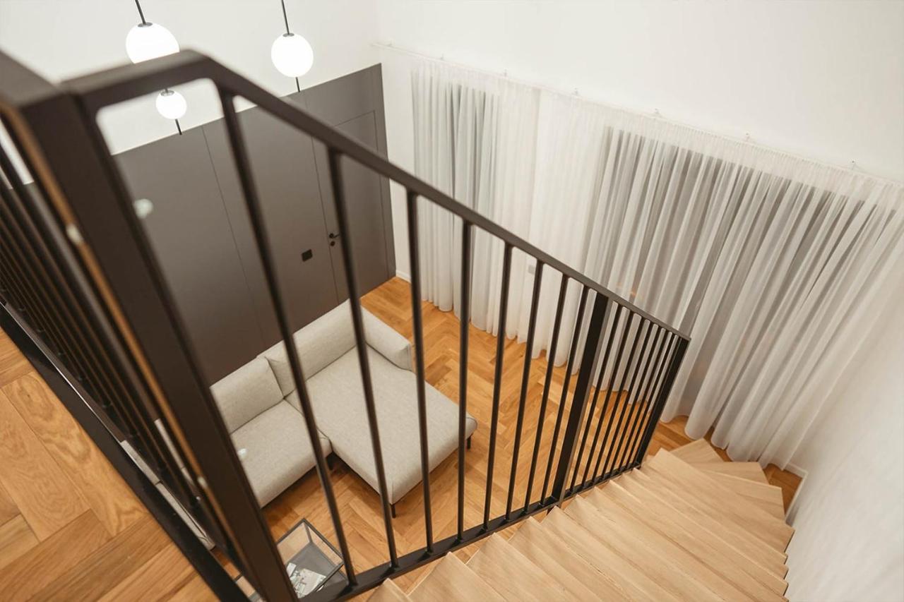 26Bricks Luxury Suites Oradea Exteriör bild