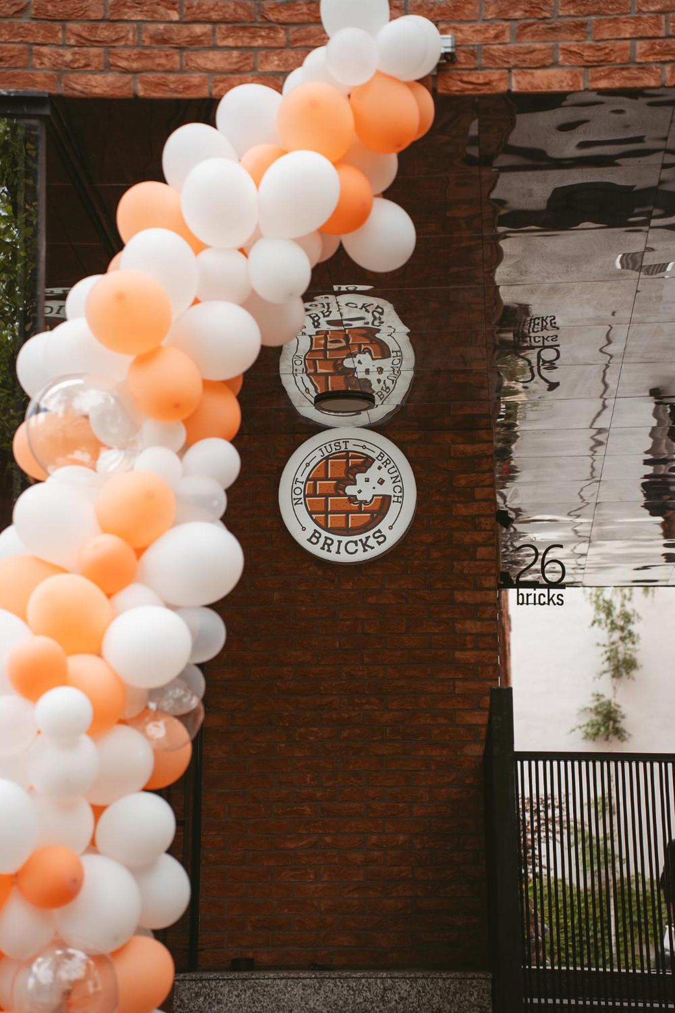 26Bricks Luxury Suites Oradea Exteriör bild